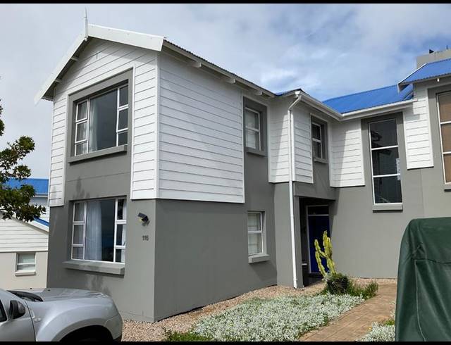 3 BEDROOM HOUSE FOR SALE IN PINNACLE POINT GOLF ESTATE